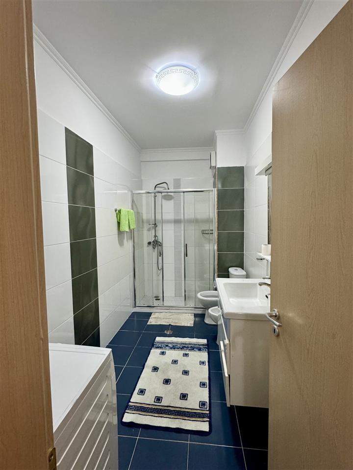 Apartament me qira_Bulevardi i Ri, Astir