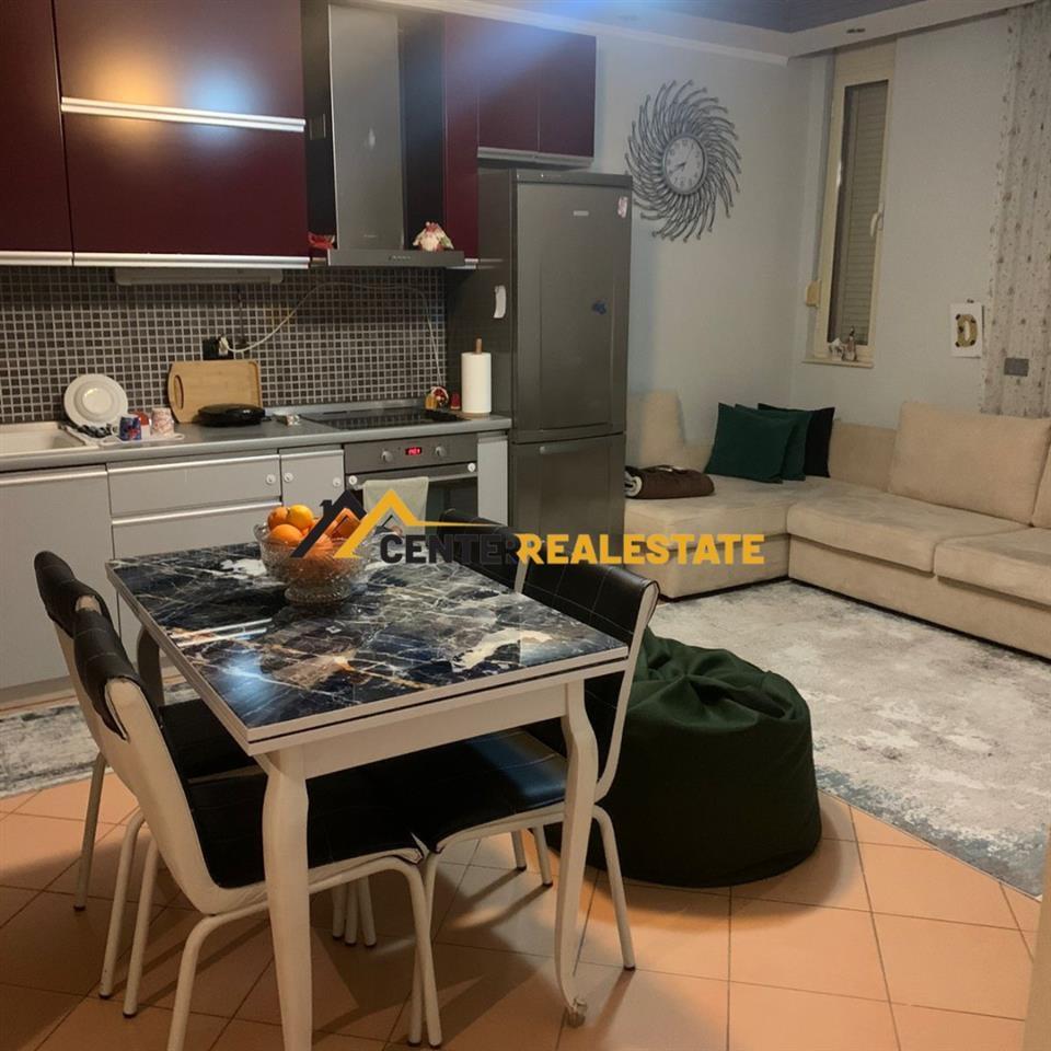 JEPET ME QIRA APARTAMENT 1+1 NË LAGJEN AQIF PASHA , ELBASAN.