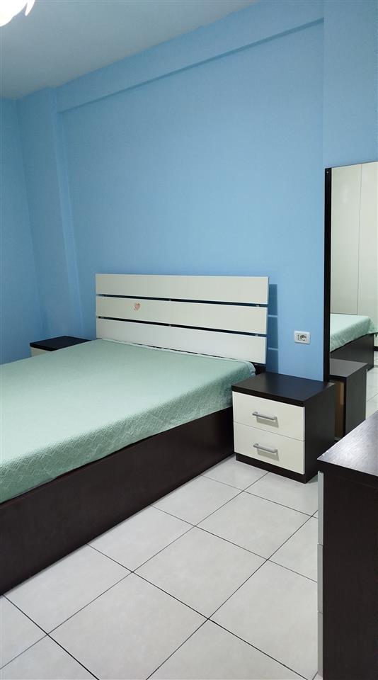 Apartament me qera 2+1+2