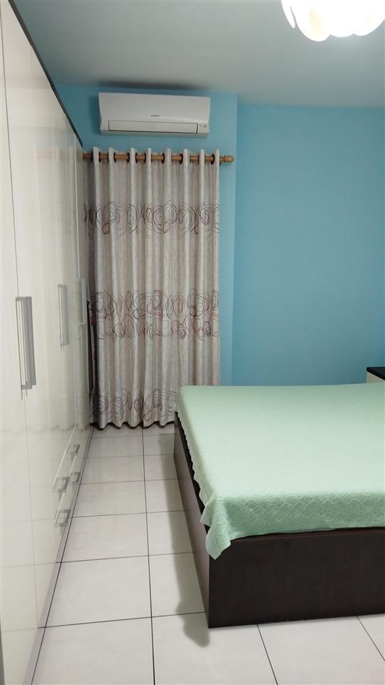 Apartament me qera 2+1+2