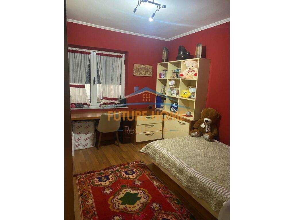 Qira, Apartament 2+1, Myslym Shyri, Tiranë 700 €