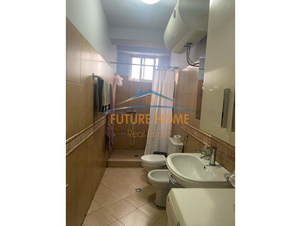 Qira, Apartament 2+1, Myslym Shyri, Tiranë 700 €