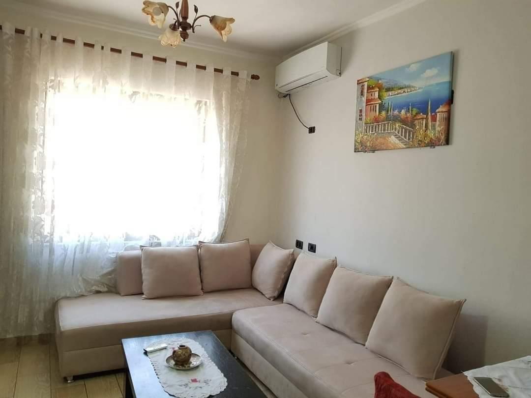 Apartament me qera ditore