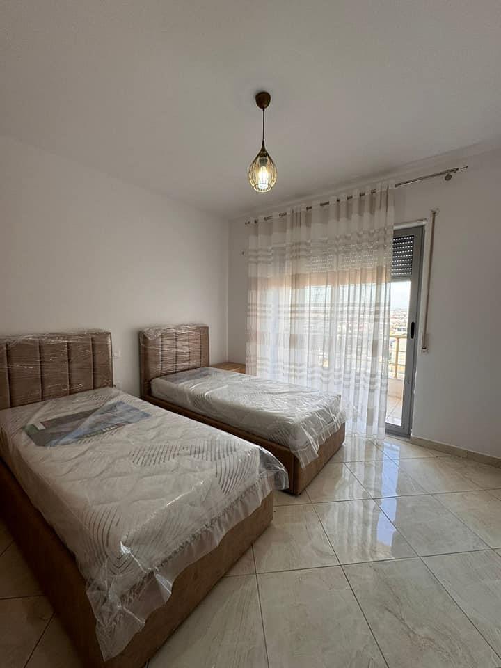 SHITET APARTAMENT 2+1+2!