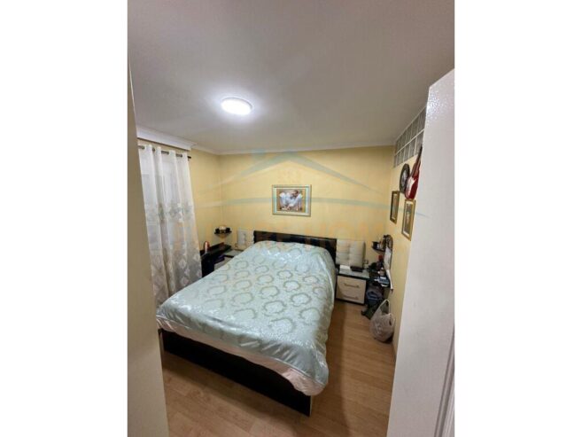 Disponojmë Apartament 2+1 për Shitje.135000 euro