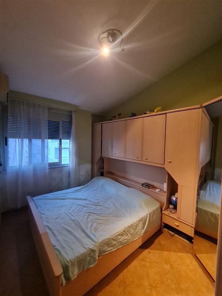 2+1| Shitje| Palace, Plazh