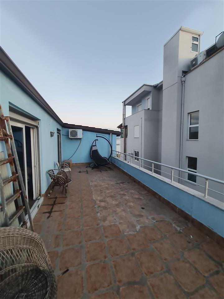 2+1| Shitje| Palace, Plazh