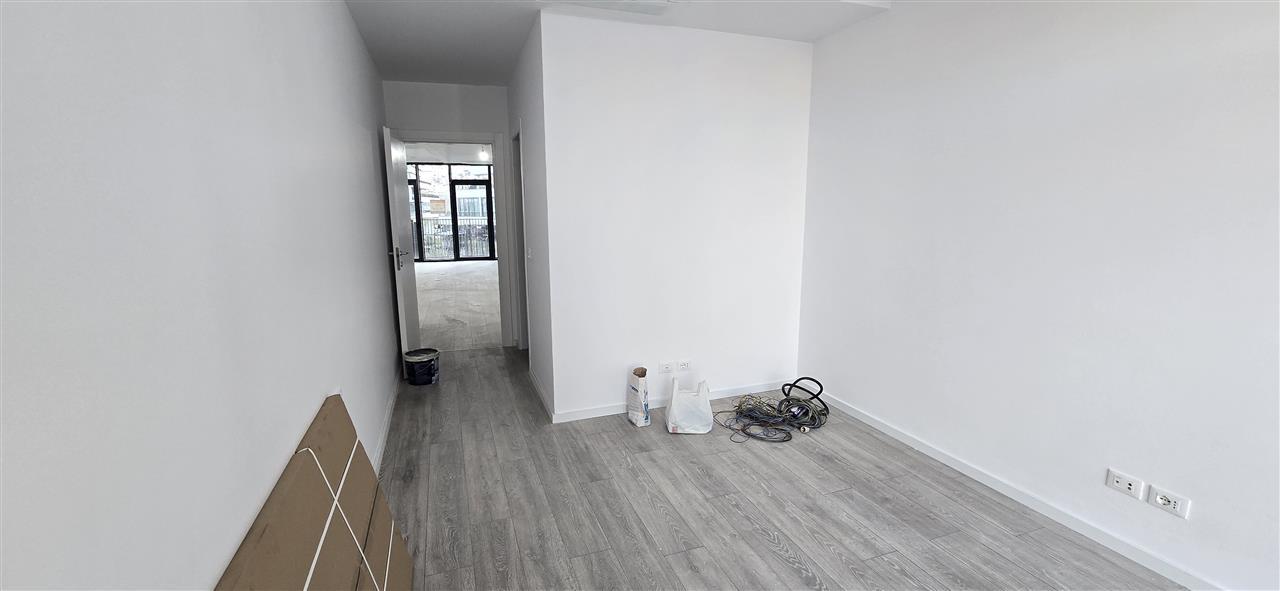 [Pronar] Lake View – Ambient me Qera 102m2 + Parkim