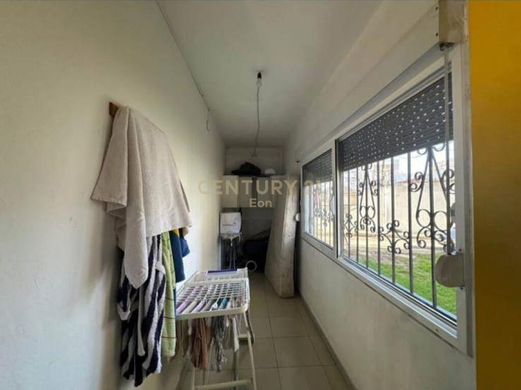 SHITET APARTAMENT 3+1 TE SHKOLLA QEMAL MICI, DURRES!