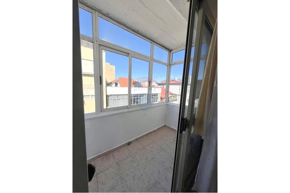 Apartament 3+1 per qira prane Gjimnazit Partizani