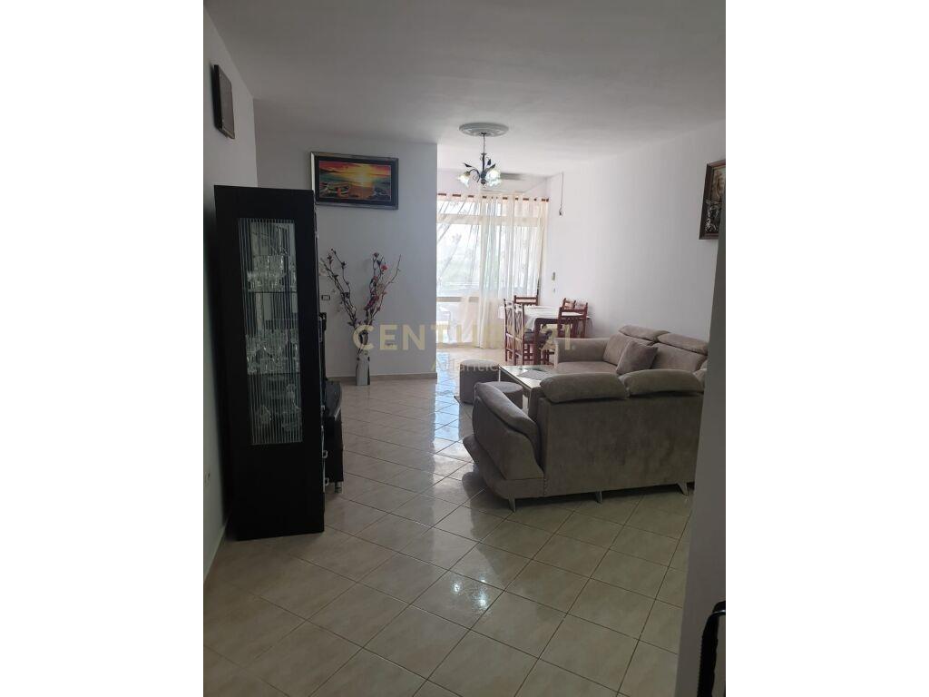 JEPET APARTAMENT 1+1 ME QIRA NE PLAZH HEKURUDHA!