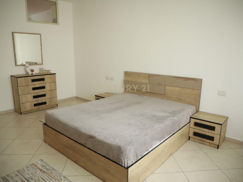 Apartament 2+1 për Qira në Stadiumi, Durrës – 35