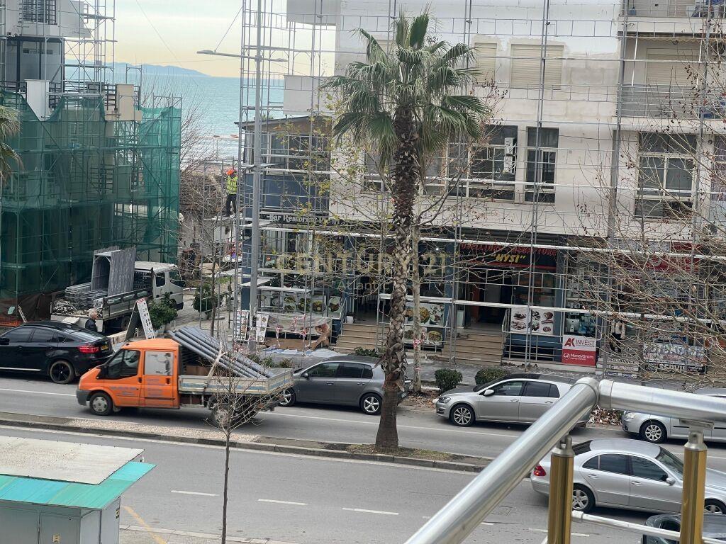 JEPET ME QIRA APARTAMENT 1+1 PLAZH RROTA KUQE DURRES !