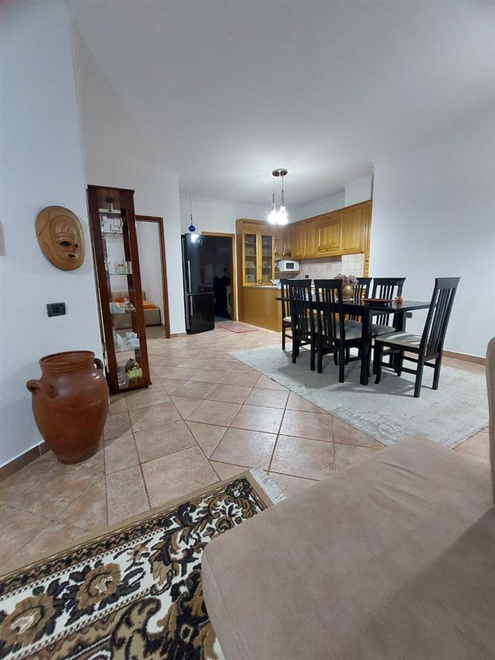 Shitet ose jepet me qera