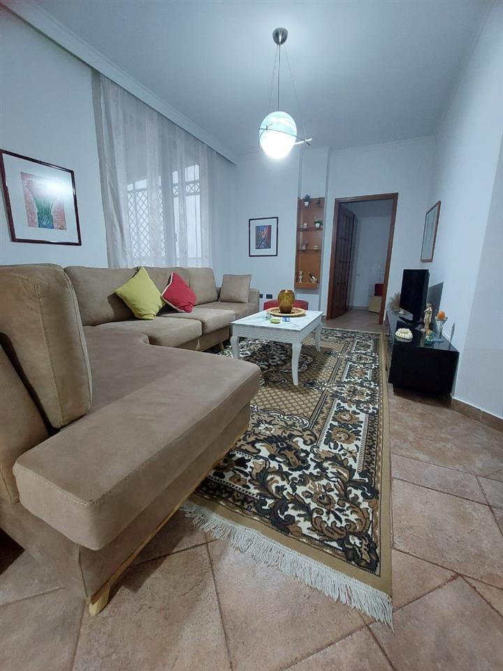 Shitet ose jepet me qera