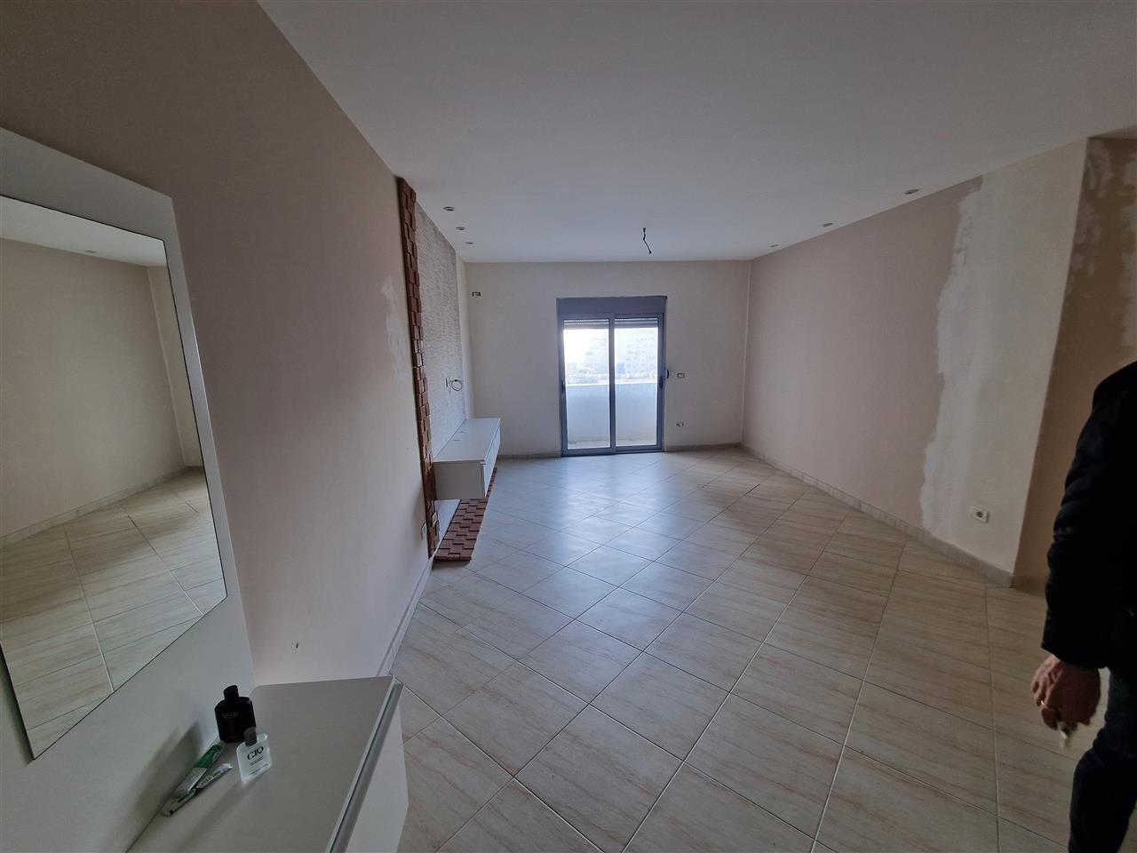 Apartament 3+1| Qira| Stacioni i Trenit