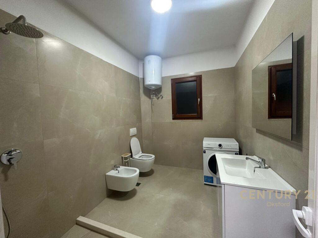 APARTAMENT 2+1 ME QIRA, NENKALIMI TEK KOMUNA E PARISIT, TIRA