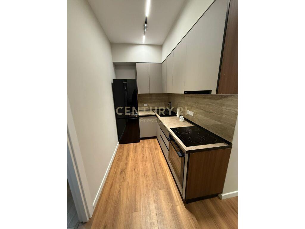 APARTAMENT 2+1 ME QIRA, NENKALIMI TEK KOMUNA E PARISIT, TIRA