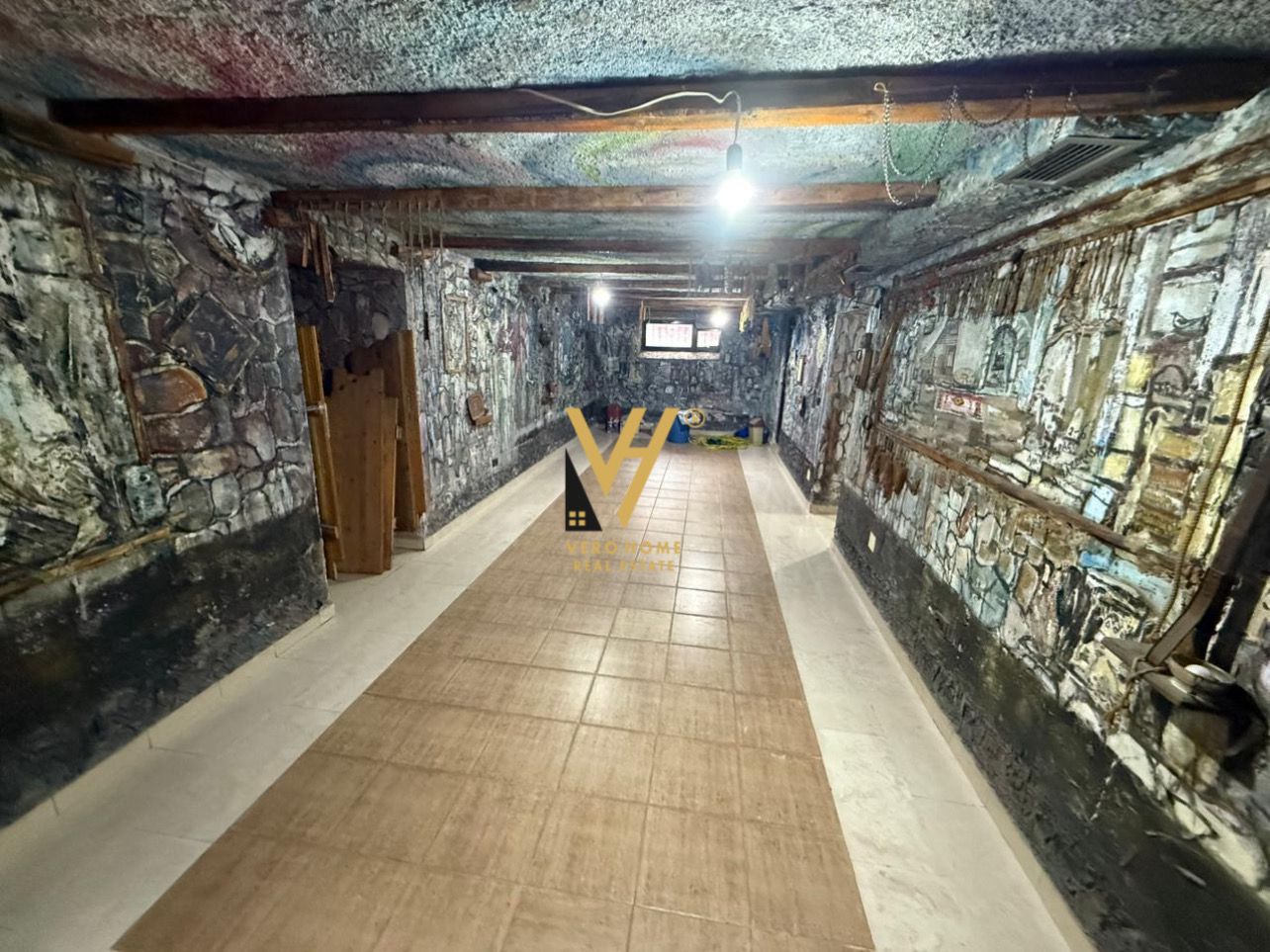 70 M2 ME QERA NE BLLOK 600 EURO