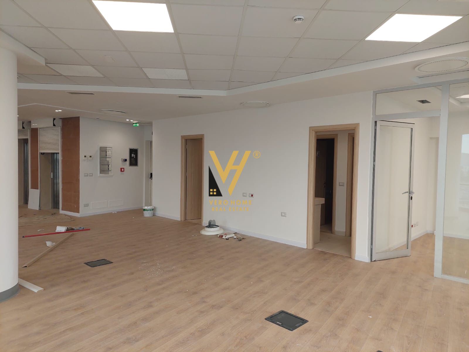 230 M2 ME QERA TE PALLATI ME SHIGJETA 2.600 EURO