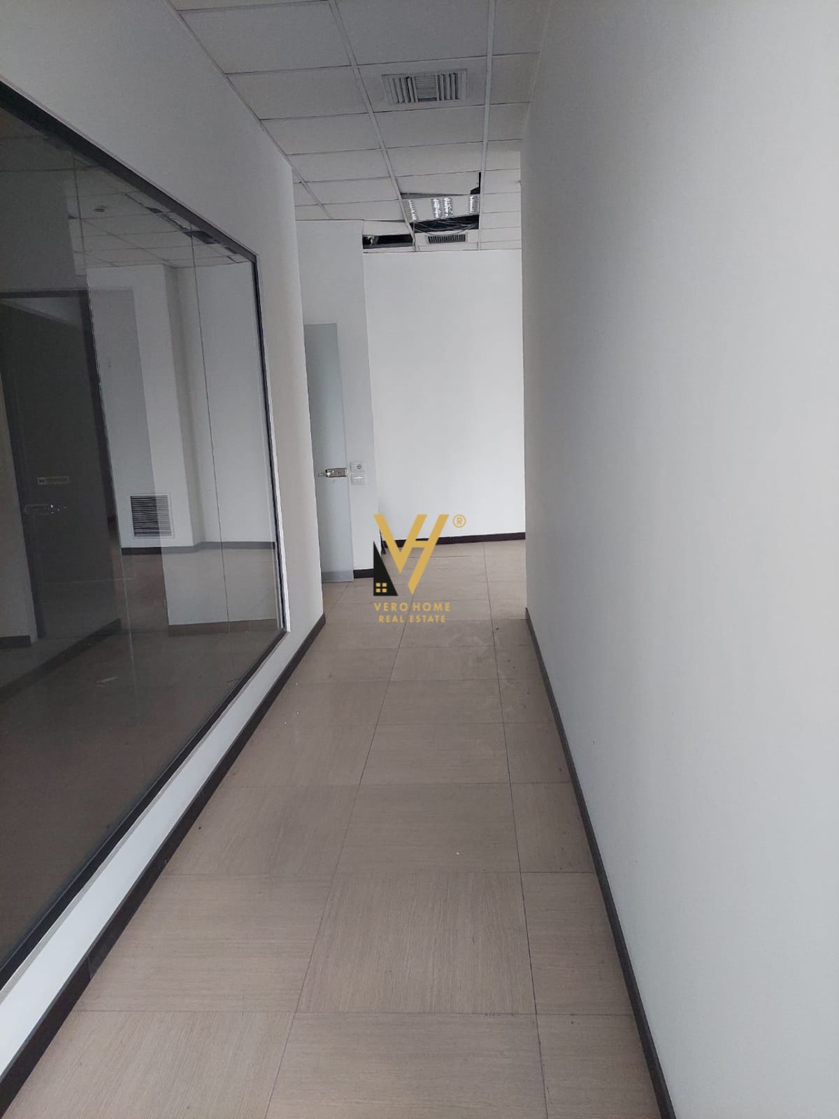 230 M2 ME QERA TE PALLATI ME SHIGJETA 2.800 EURO