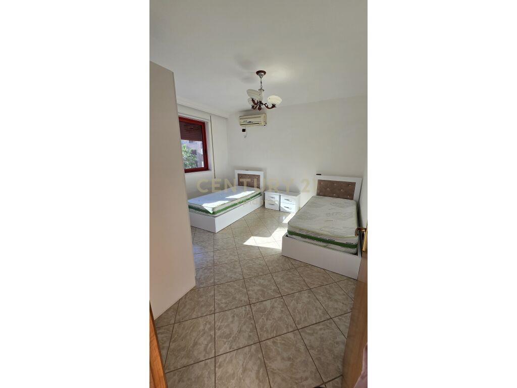 Apartament 3+1+2 me Qira në Vollga, Durrës – 800€ |