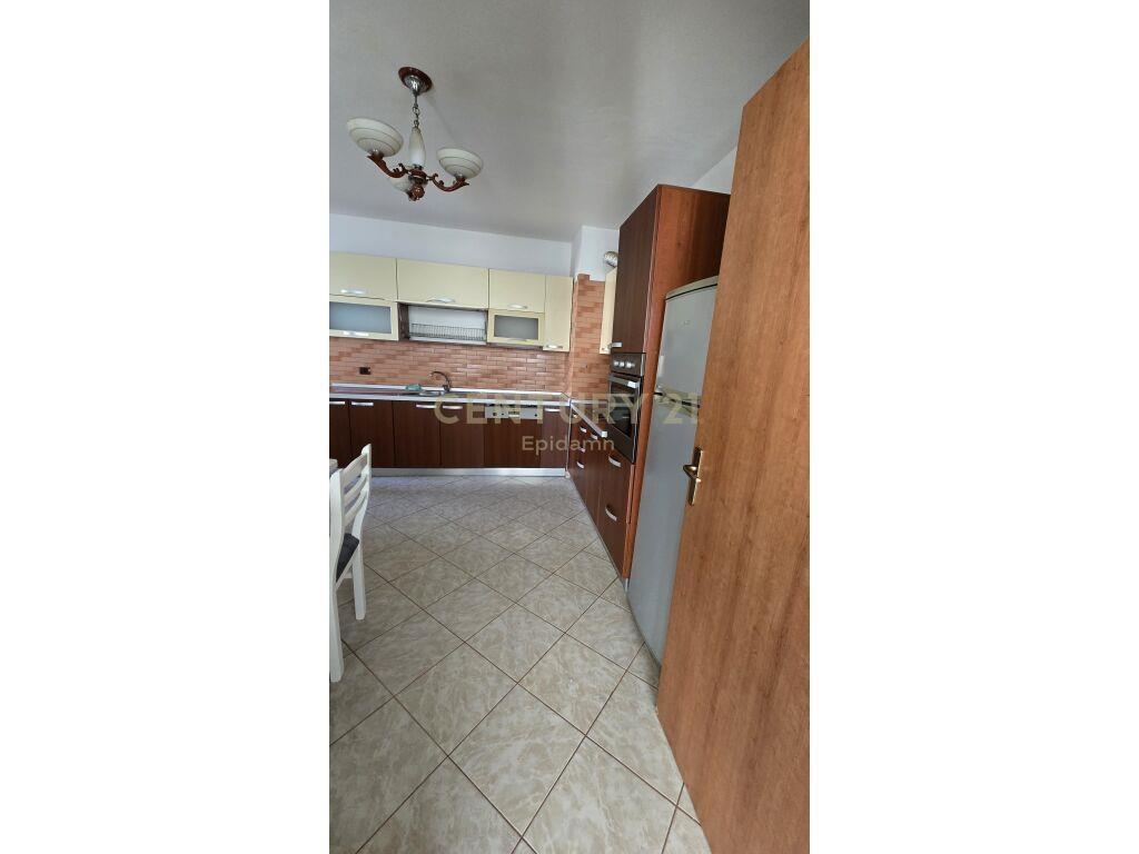 Apartament 3+1+2 me Qira në Vollga, Durrës – 800€ |