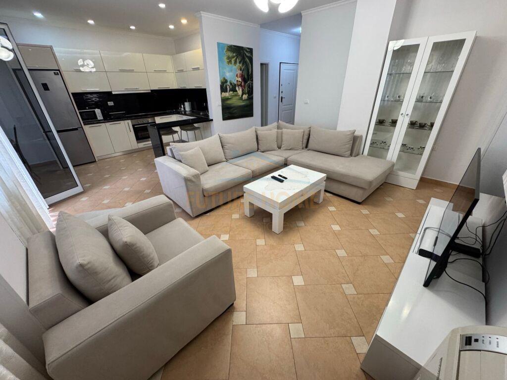 Qera, Apartament 2+1+2, Rruga e Dibres.