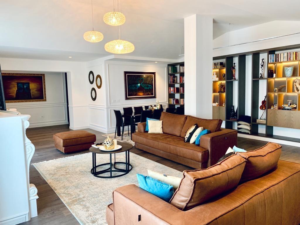 Shitet super apartament te Vila e Zogut Durres