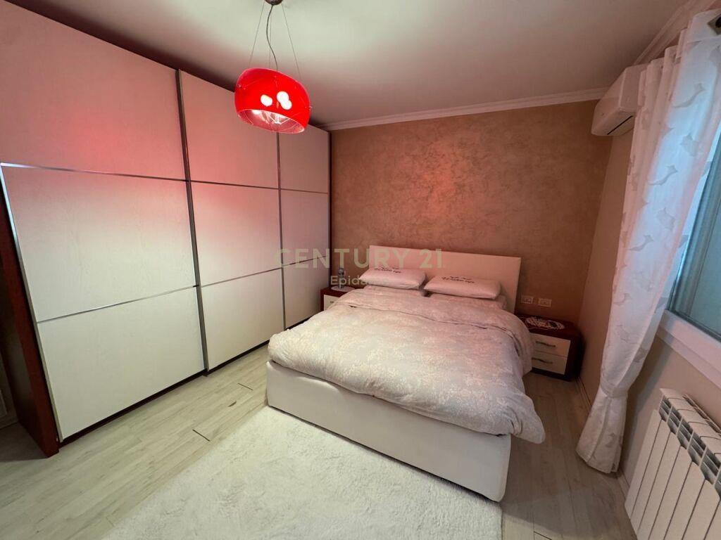 Exclusive !! Shitet super apartament 2+1+2 + Garazhd , në Vo