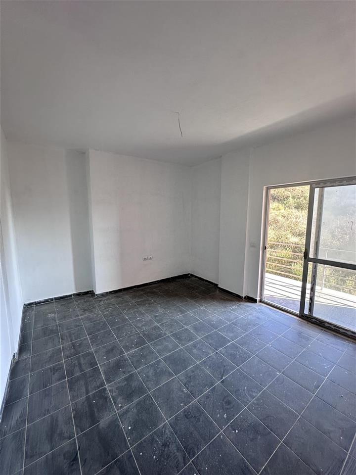 OKAZION❌SHITET APARTAMENT NE DURRES PLAZH ME PAMJE DETI2+1+2