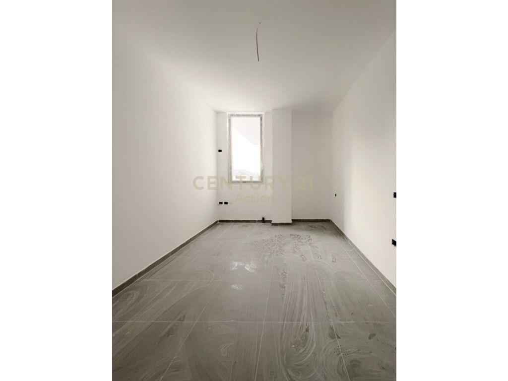 Apartament 2+1 Astir