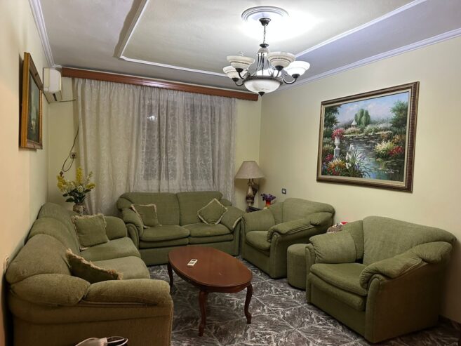 me qera Apartamenti2+1rruga Kongresi Manastirit