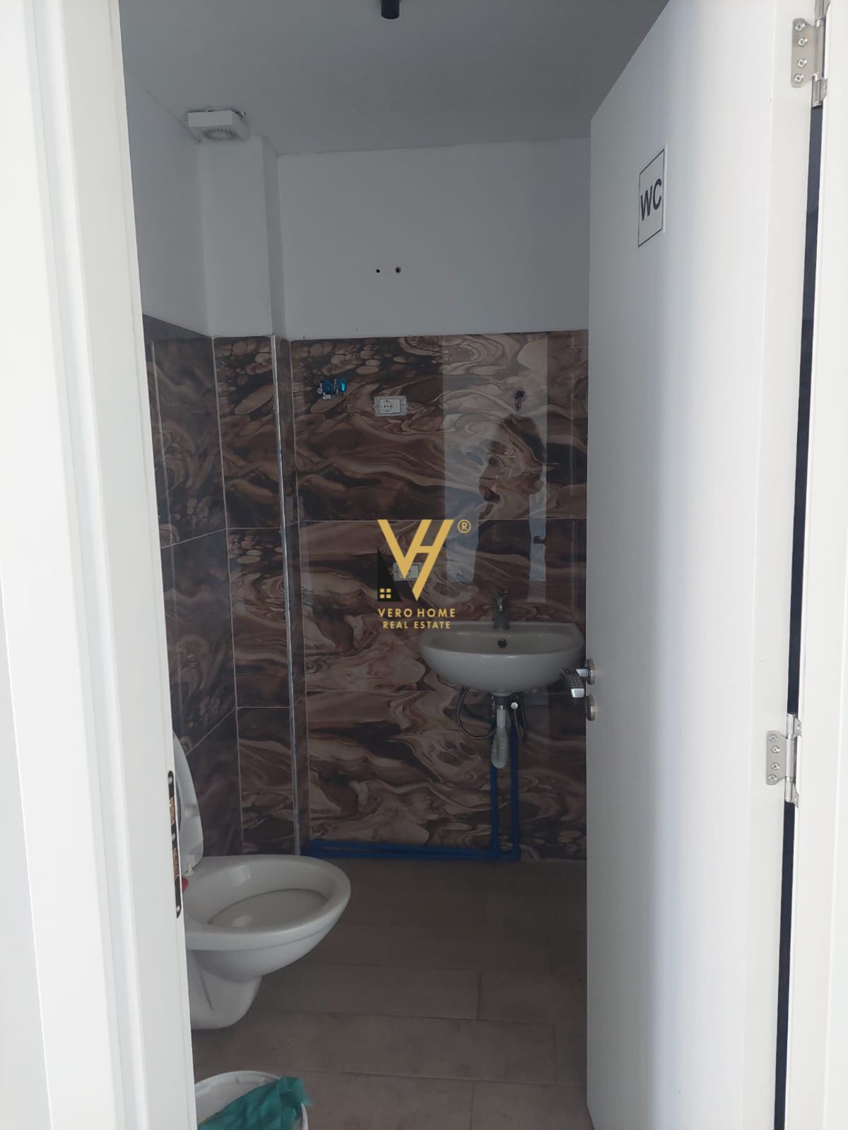 36 M2 ME QERA NE SELITE 35.000 LEKE