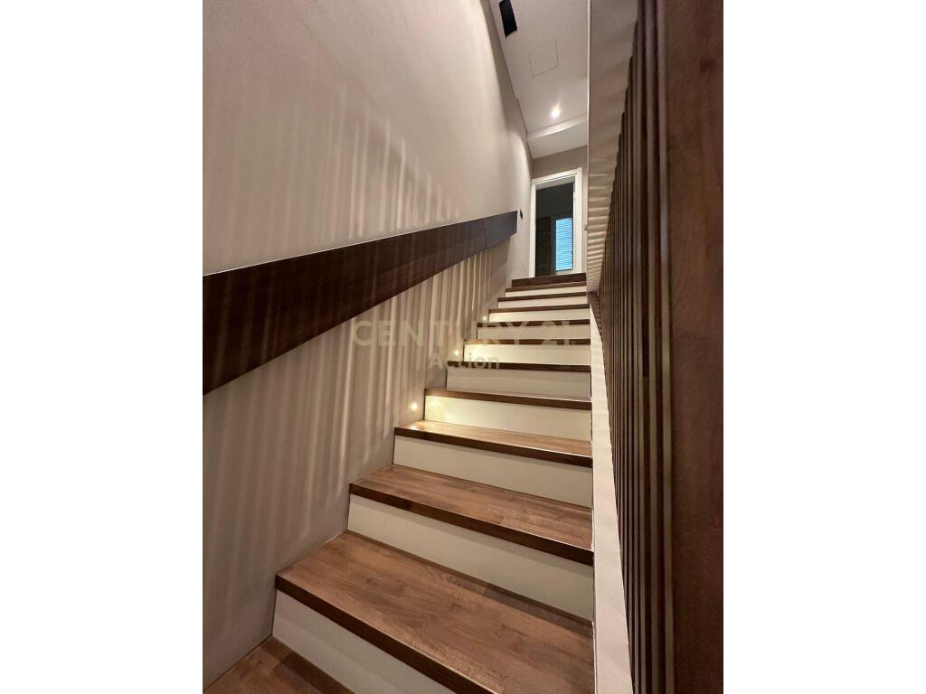 SHESIM VILE DY KATESHE LURA 3 ,GJIRI I LALEZIT!