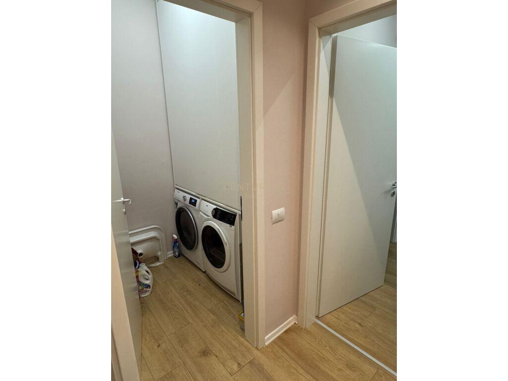 Apartament 2+1+2 + Post Parkimi për Qira Tek Siri Kodra