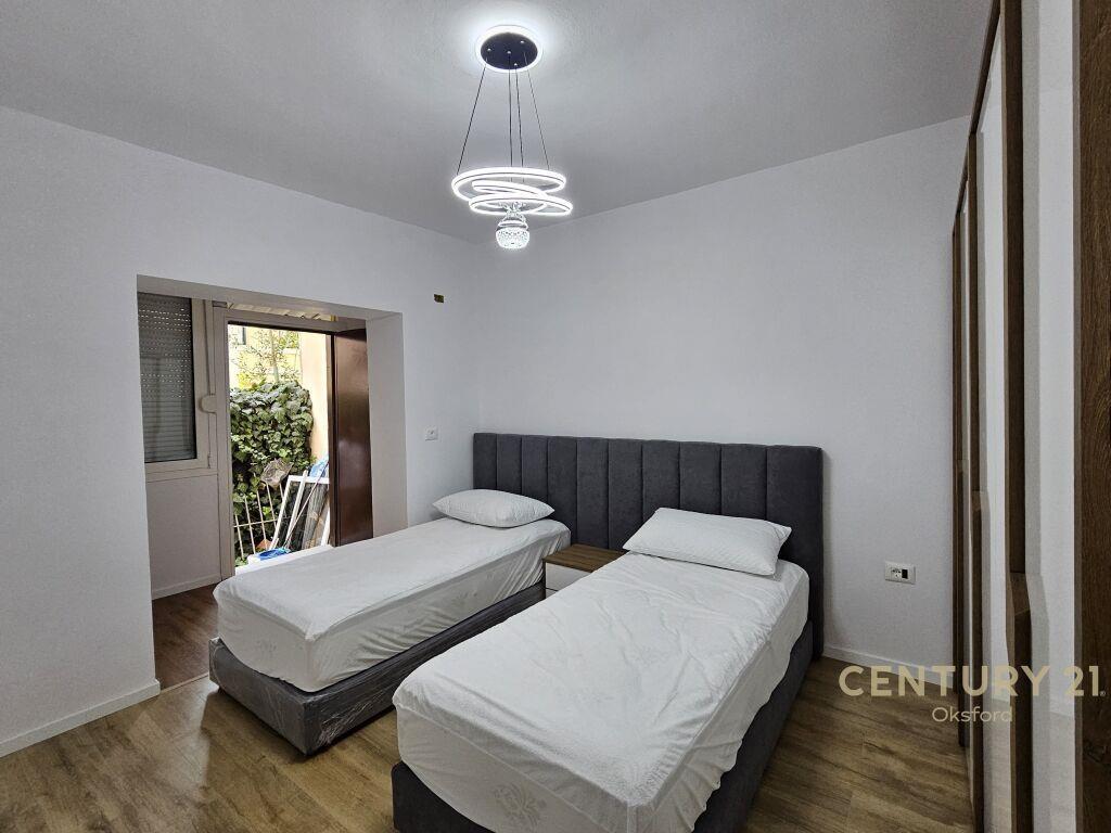 JEPET ME QIRA APARTAMENT 2+1 TEK 21 DHJETORI!