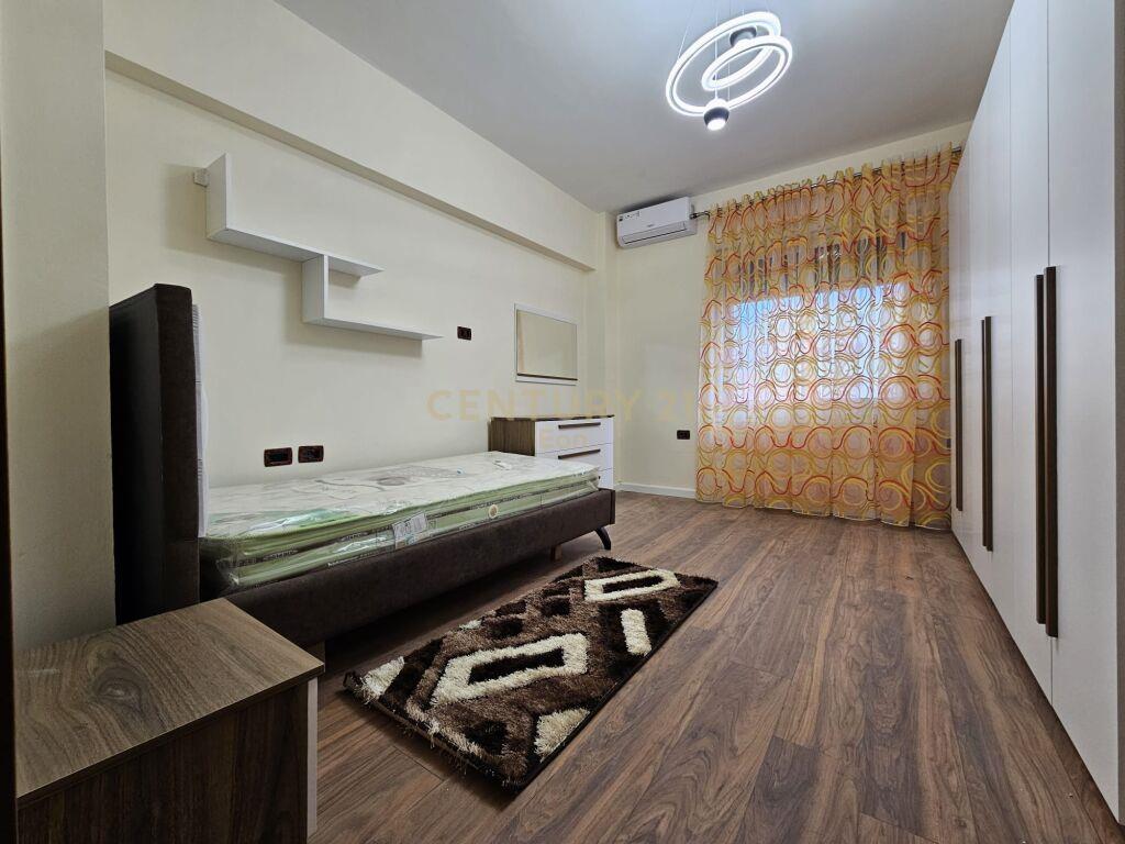 JEPET ME QIRA APARTAMENT 2+1 , PRANE TATIMEVE !