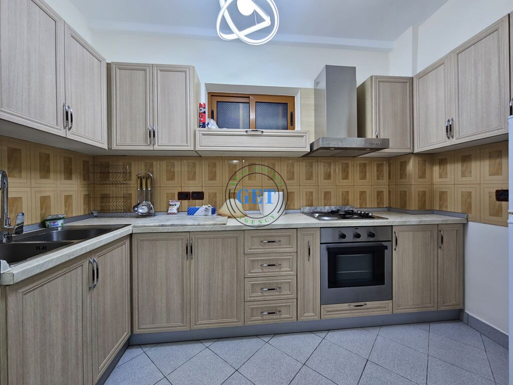 Qira, Apartament 2+1,Qender, Durres!