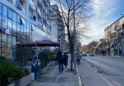 Shitet apartament 1+1 ne rrugen e Dibres Tirane