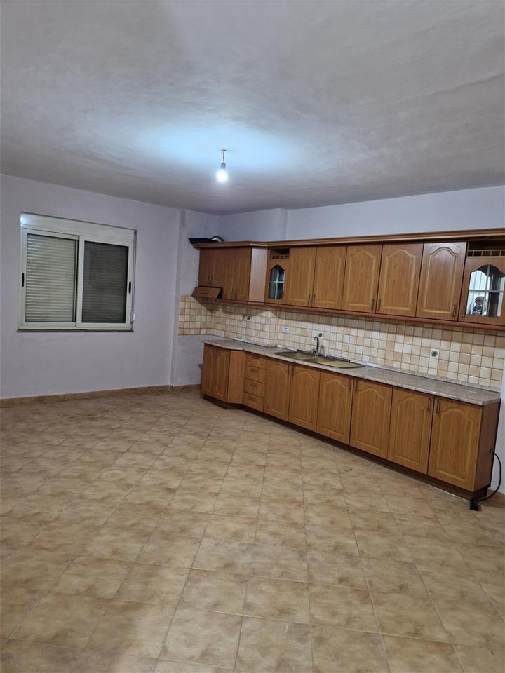 Jepet apartamenti me qera