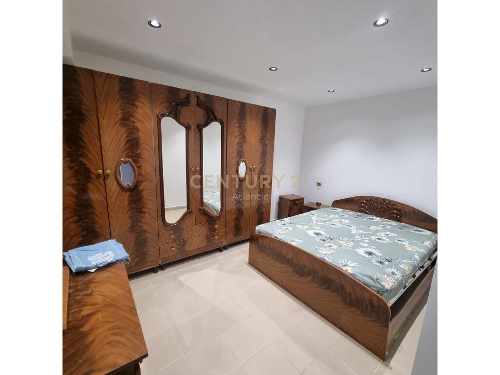 JEPET ME QIRA KATI I PARE I NJE SHTEPIE DY KATESHE TEK LAGJA