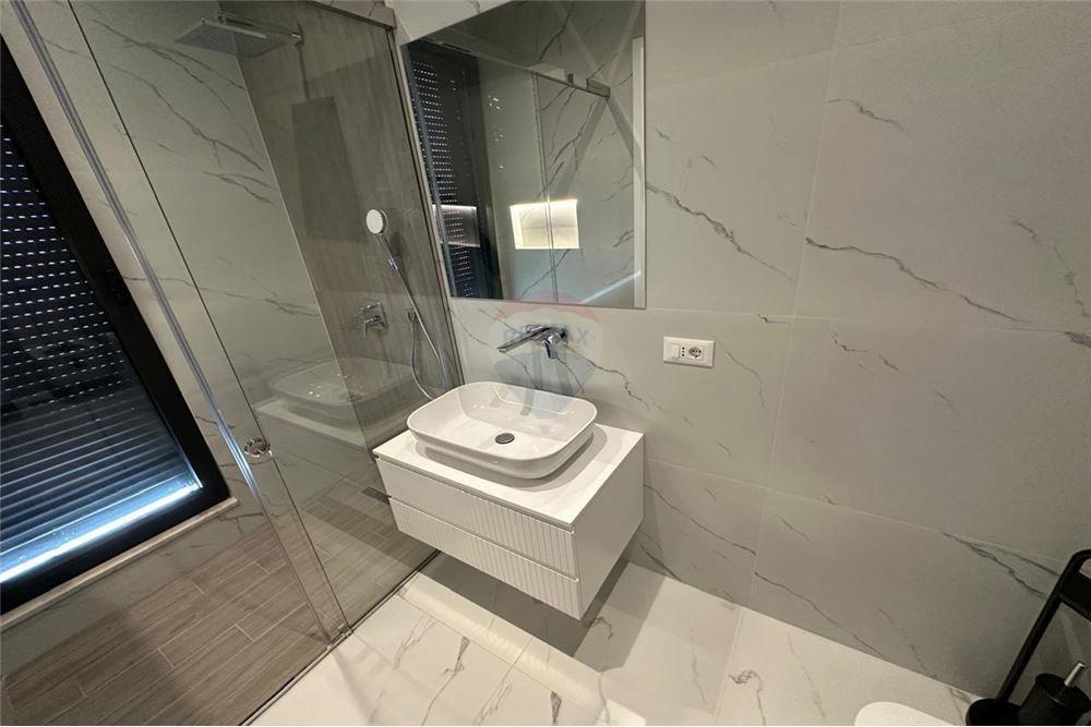 Apartament për qira