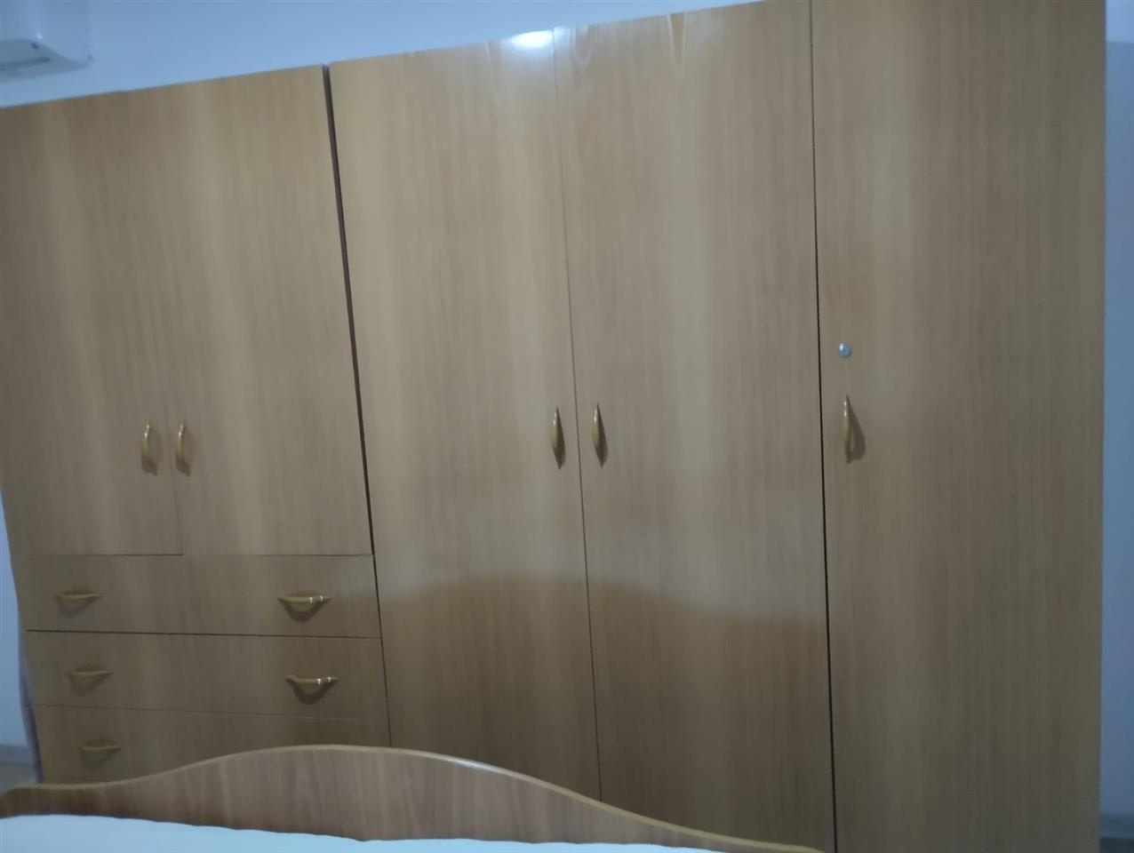 2+1 me qera afer piceri 2 engjejt