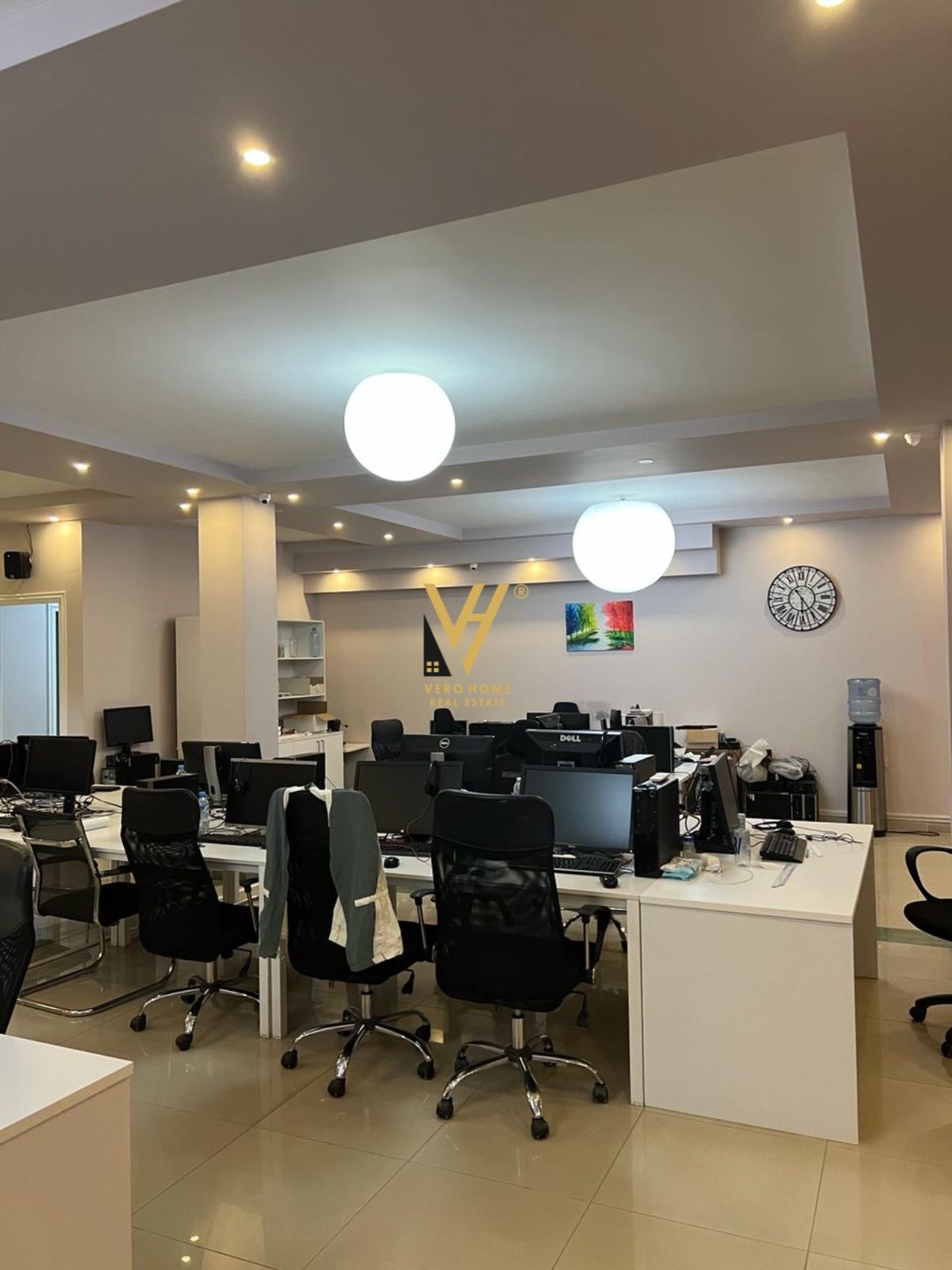 265 M2 TE ISH FUSHA E AVIACIONIT 1.900 EURO