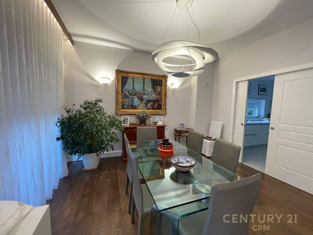 Vile moderne per Qira!