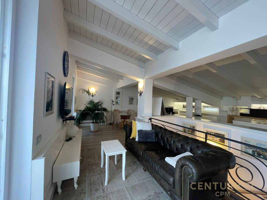 Vile moderne per Qira!