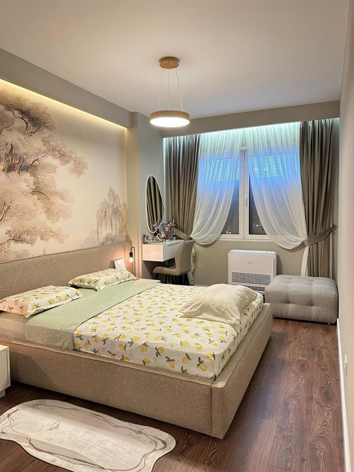 Shitet Super apartament 2+1 Durres Hyrje plazh