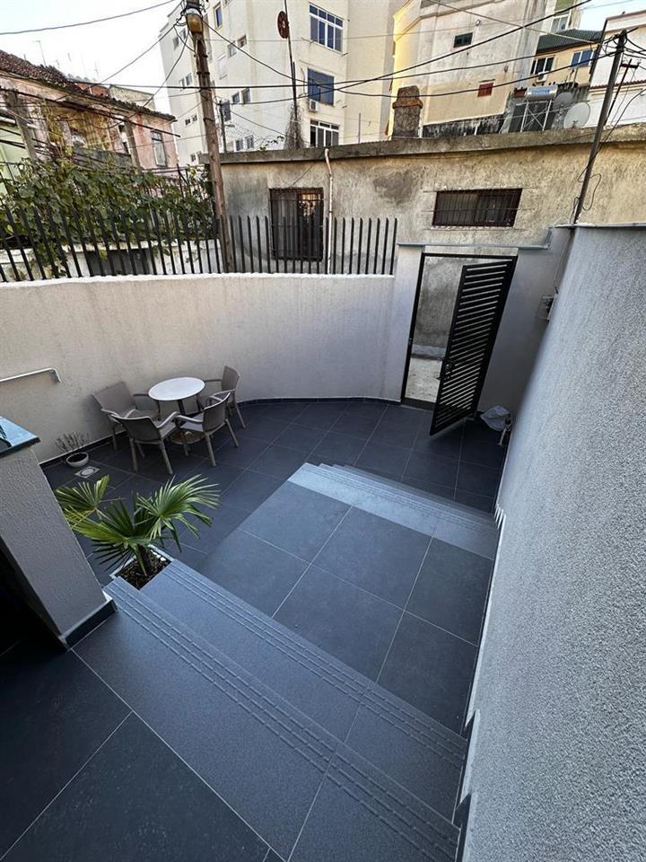 Vile private me qera Durres