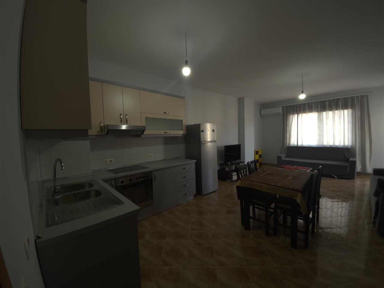 Jepet me qera, Apartament 1+1